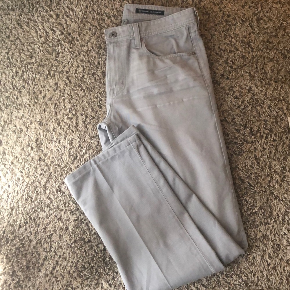 Men’s light gray pant